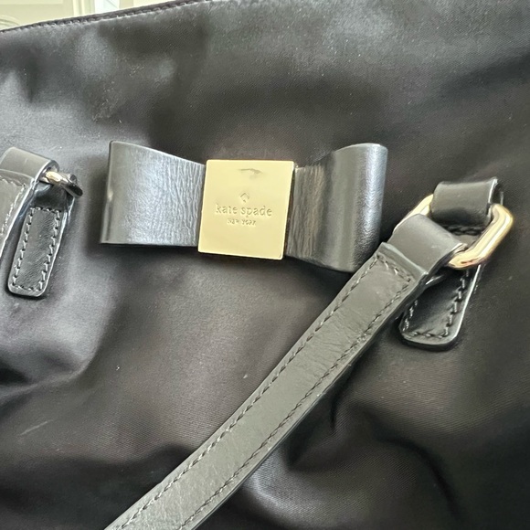 KATE SPADE BLACK LEATHER BOW MEDIUM CROSSBODY SATCHEL BAG PURSE POCKETBOOK - Picture 5 of 5